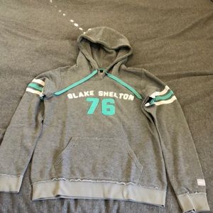 Blake Shelton sweatshirt